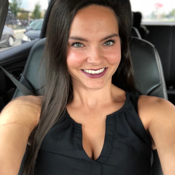 Meet your Posher, Rachel - Picture 1 of 1